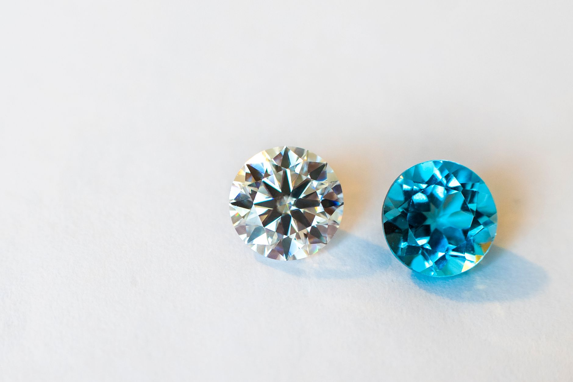 Budget-Friendly Brilliance: Lab-Grown Diamonds Open Doors to Luxury in Manchester’s Vintage Shops