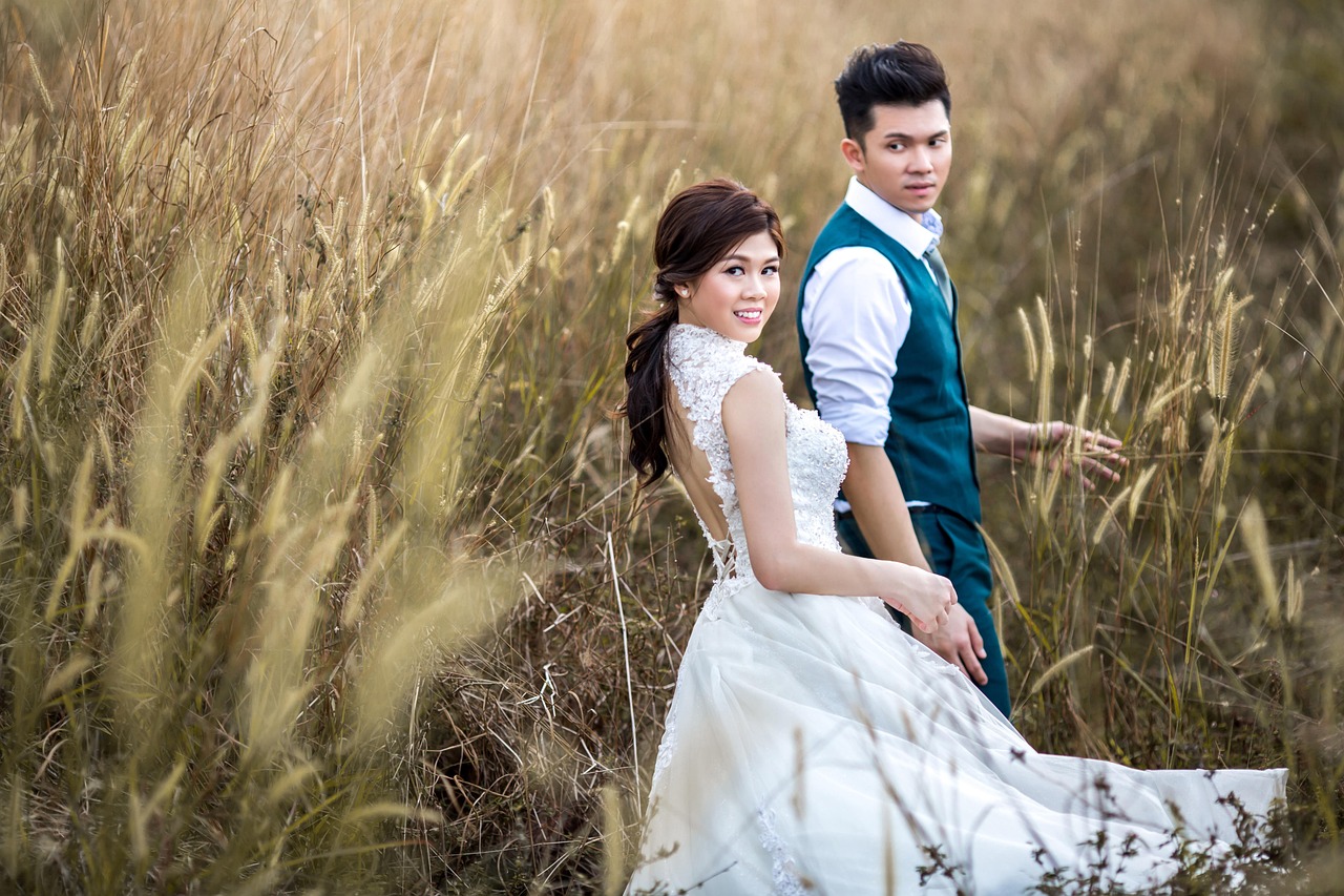 Tips for Finding the Right Wedding Dresses
