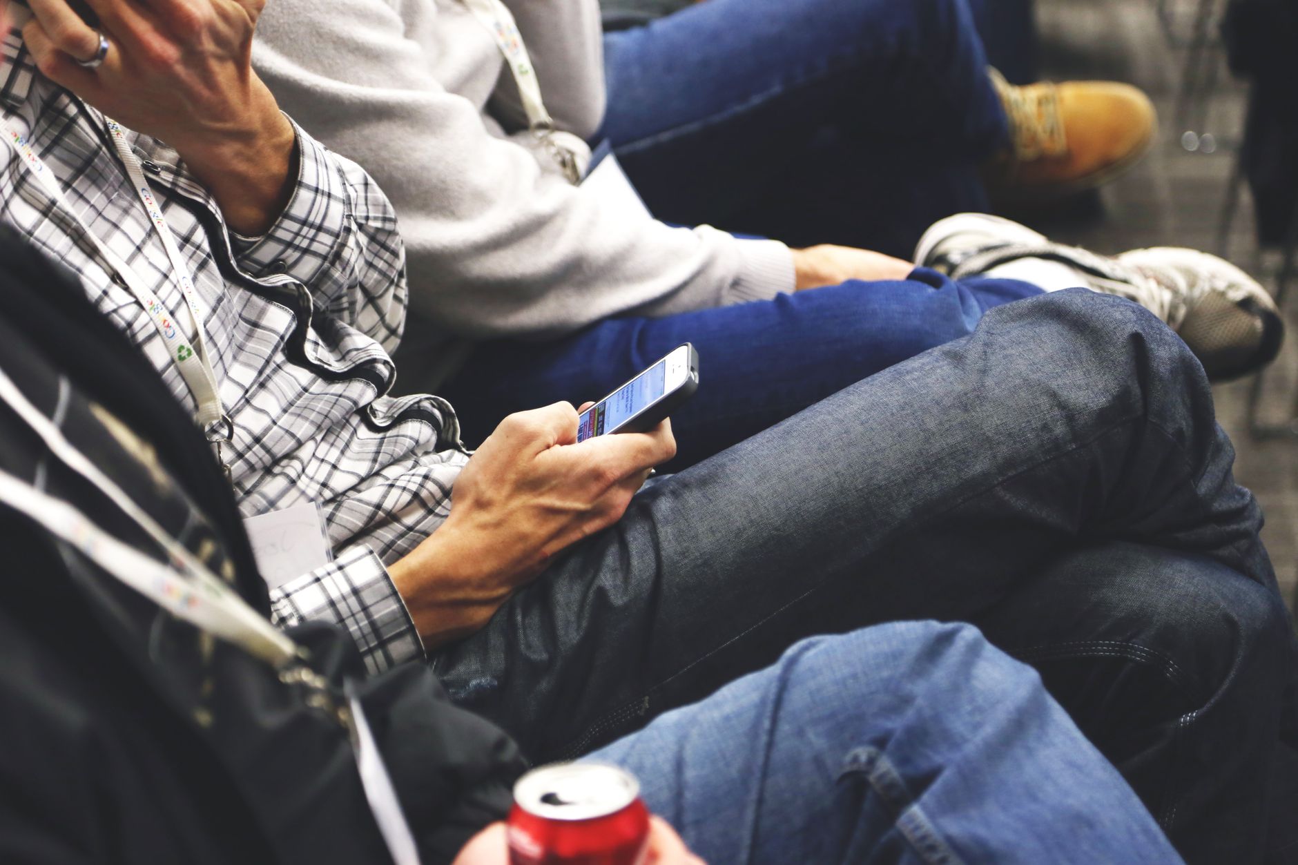 Reasons Why You Should Visit a Professional For Your Cell Phone Repair