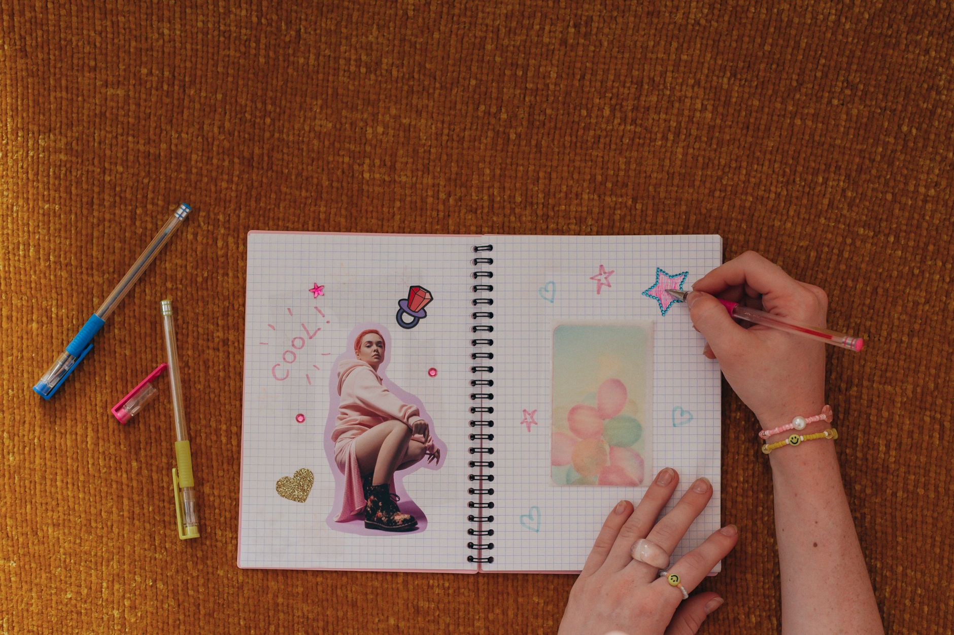 The Ultimate Guide to Different Types of Sticker Paper used by Big Brands
