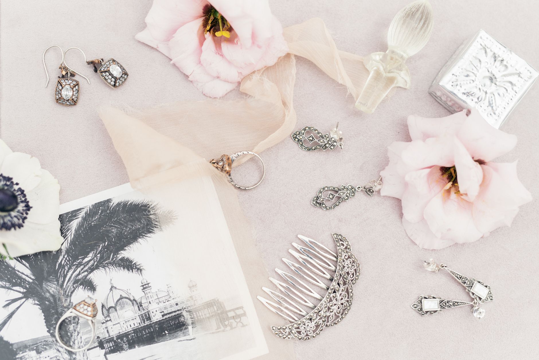 Chadwell Heath Charms: Timeless Traditions in Engagement Rings