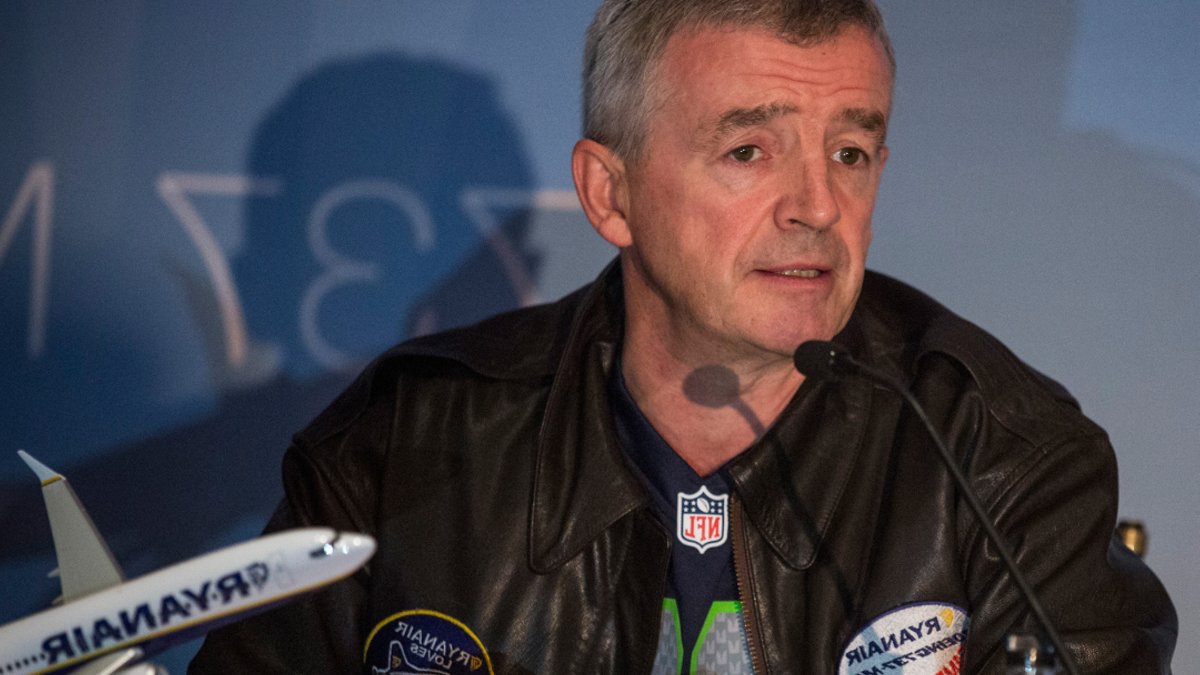 Ryanair profits fall on fuel cost surge Ryanair profits fall on fuel cost surge - ryanair profit
