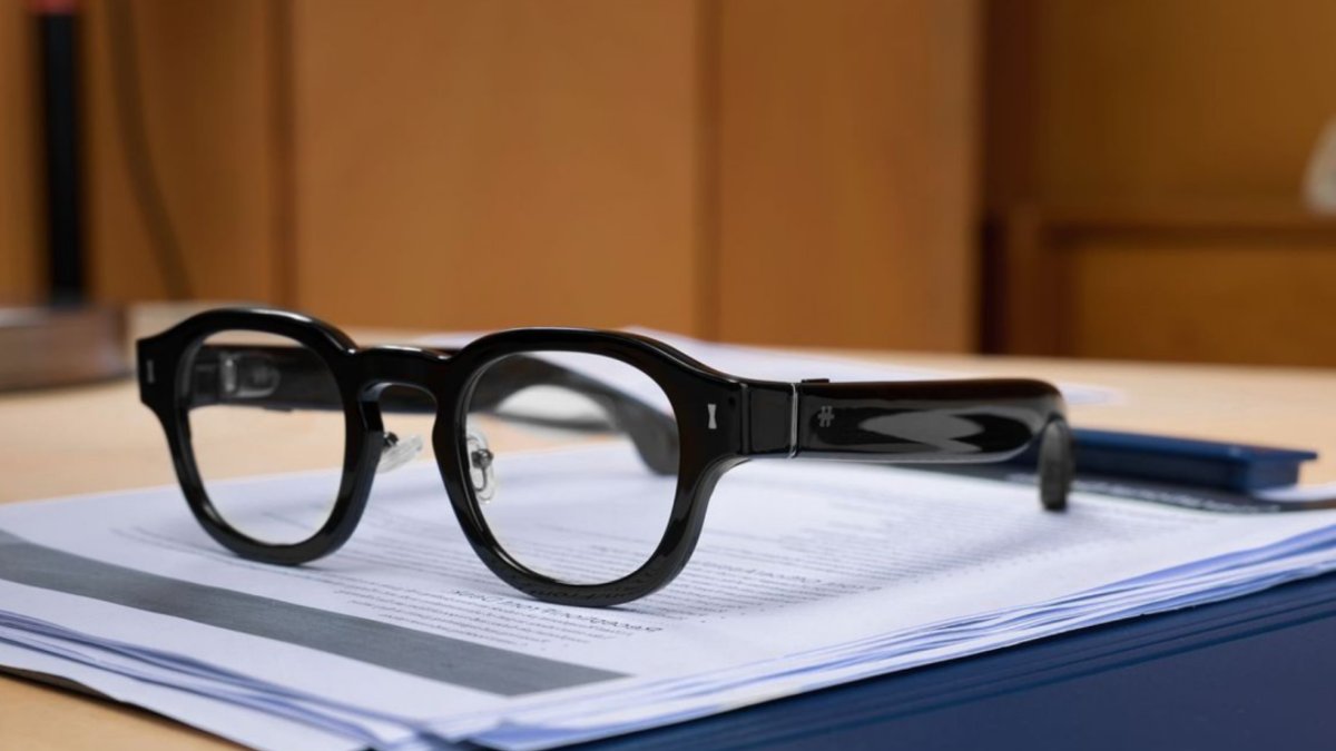 Halliday unveils AI glasses with work-focused display Halliday unveils AI glasses with work-focused display - ai glasses