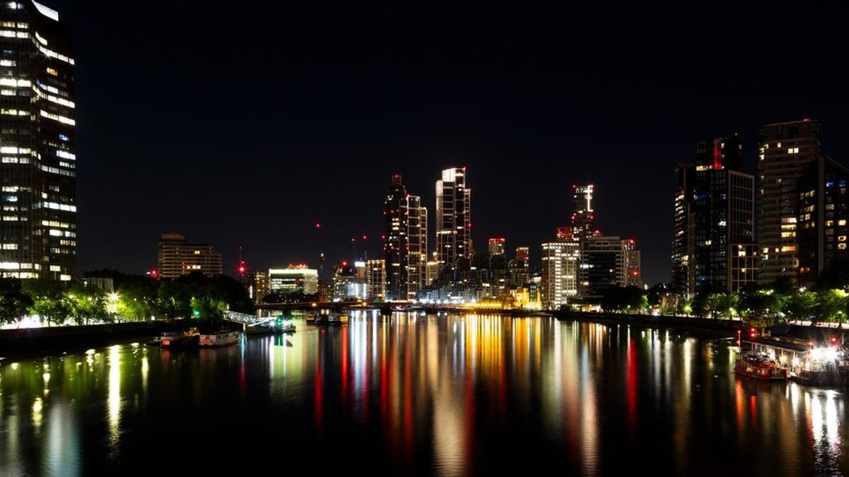 LEDs worsen light pollution problem - light pollution