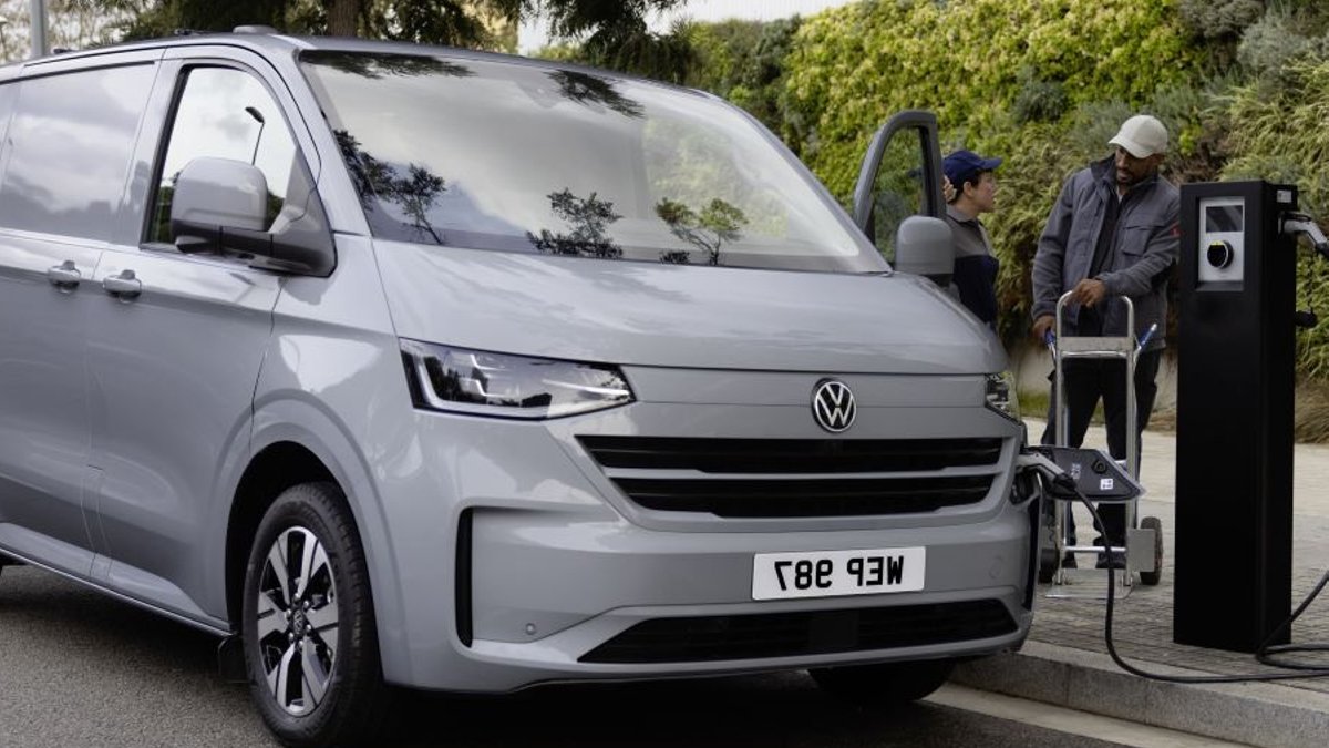 Volkswagen Transporter Plug-in Hybrid Prices Revealed - volkswagen transporter plug-in hybrid
