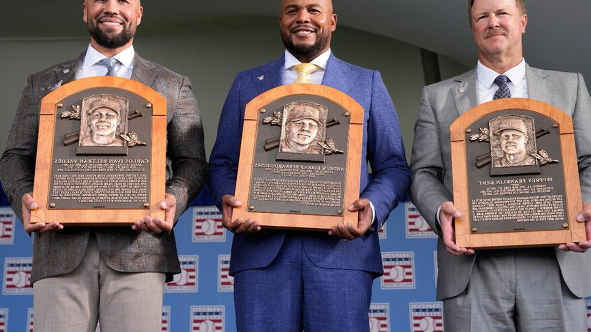 Beltrán Jones Kent Honor Home and Family Beltrán Jones Kent Honor Home and Family - baseball hall of fame