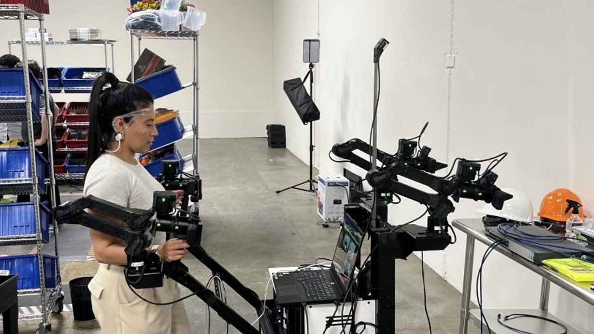 Brain waves may aid robot intelligence