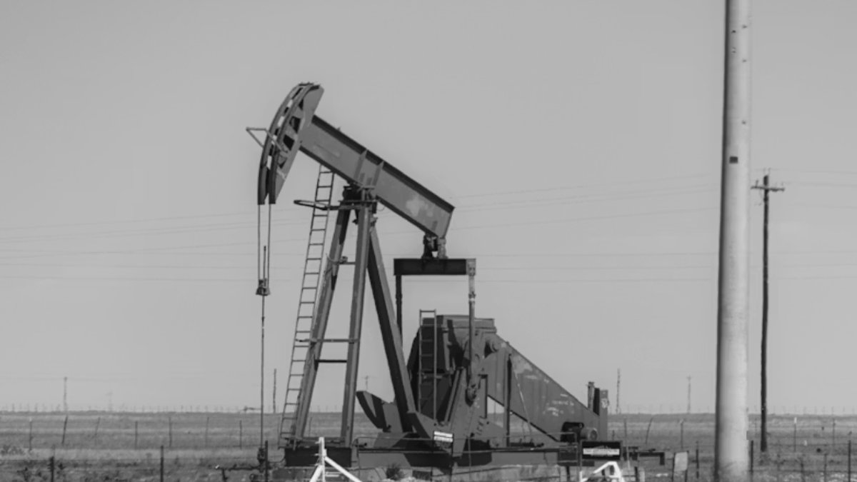Oil Prices Plunge After US and Iran Halt Middle East Strikes - oil prices plunge