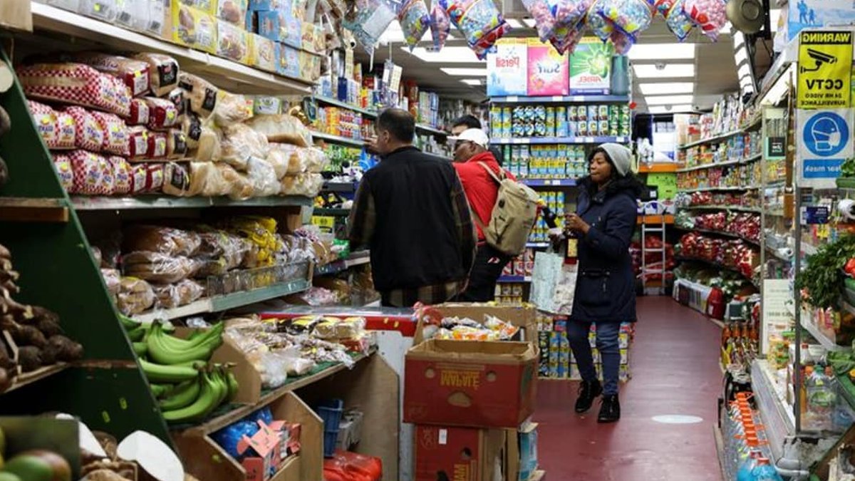 UK shop prices rise at slower pace - shop prices