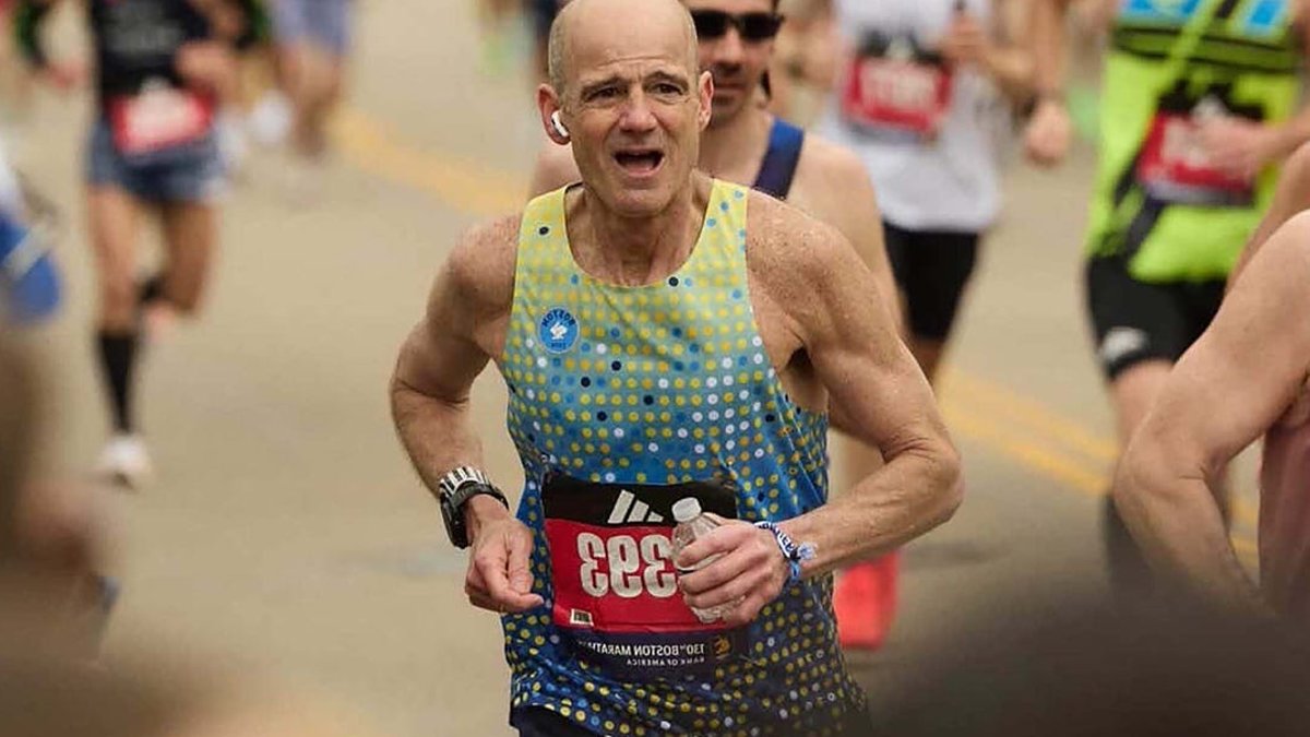 How a 60-Year-Old Marathoner Keeps Breaking Records - 60-year-old marathoner