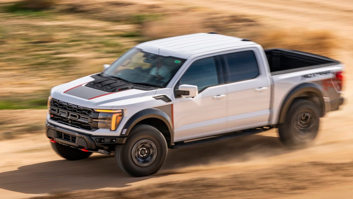 Ford F-150 Raptor R proves tough yet smooth - ford raptor
