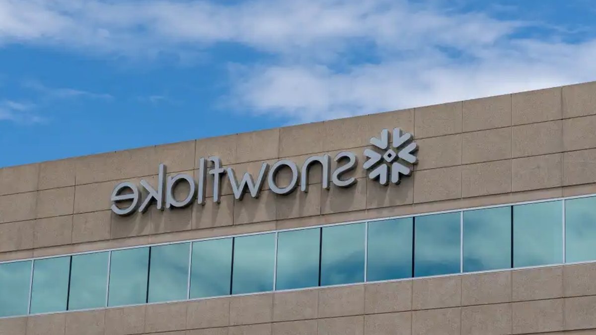 Snowflake Introduces AI Cost Controls Snowflake Introduces AI Cost Controls - ai cost