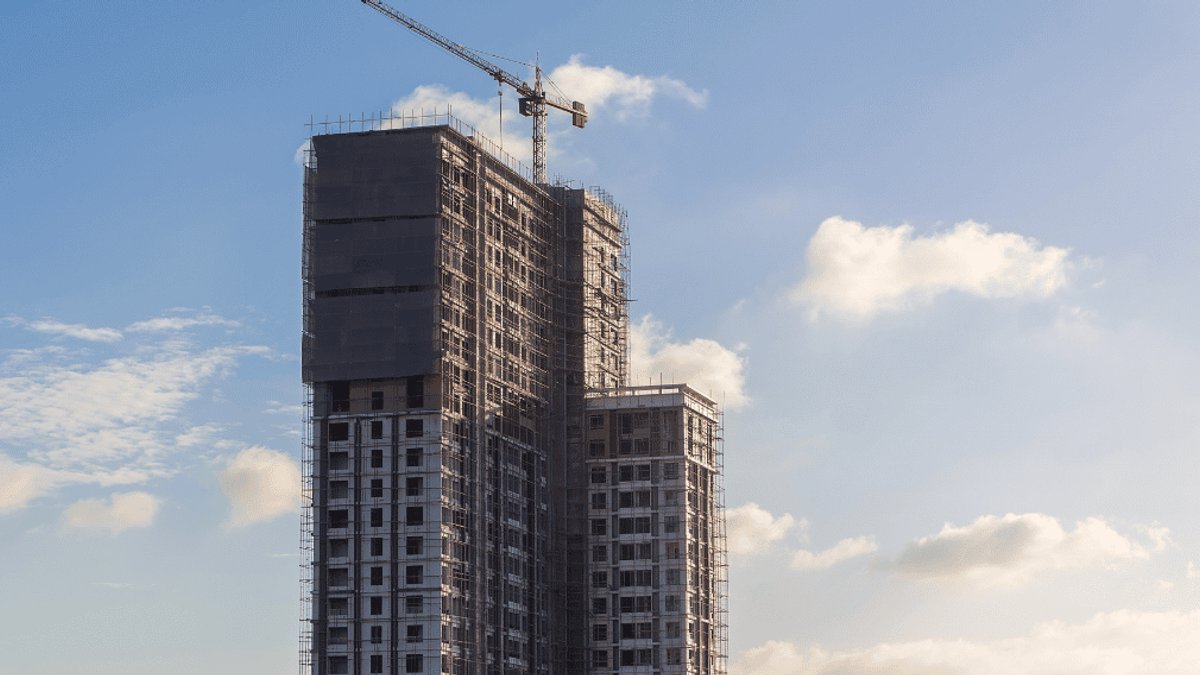 Lifting foreign buyer ban won’t solve condo crisis - foreign buyer ban