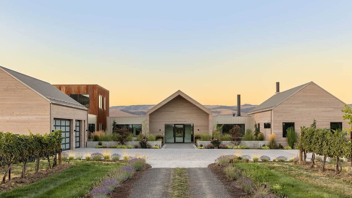 Walla Walla vineyard home blends barn charm - vineyard home