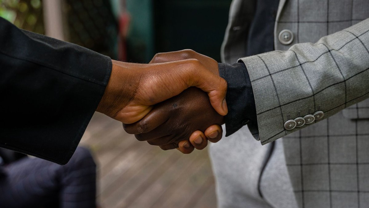 Standard Bank backs Helios Towers with loan - helios towers
