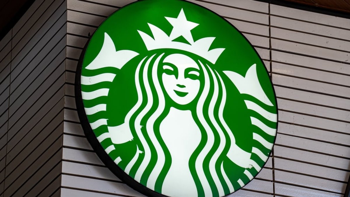 Starbucks slows US expansion to rethink growth - starbucks expansion
