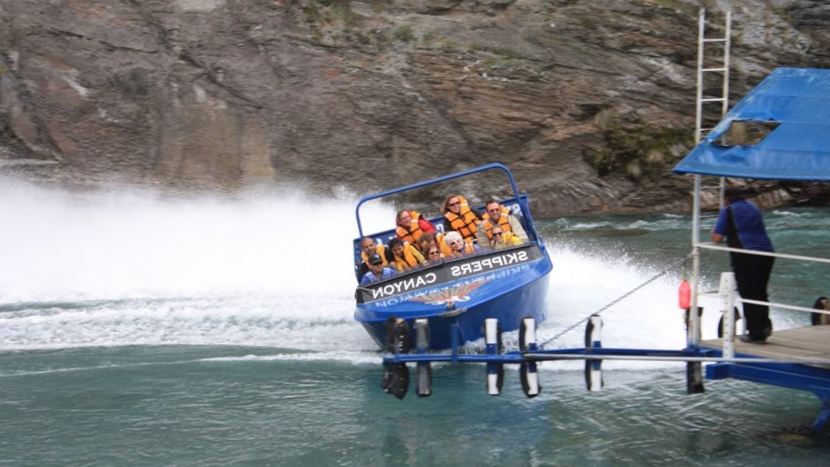 Summer Boating Laws to Keep You Safe Summer Boating Laws to Keep You Safe - boating laws