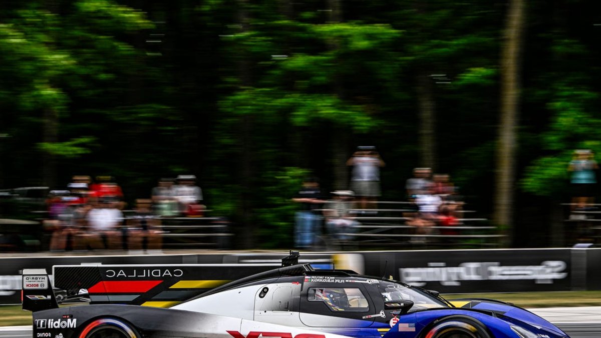 Cadillac Wins at Road America - cadillac wins