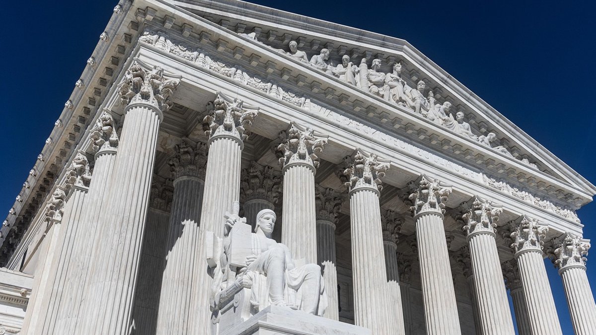 Supreme Court to Rule on DHS Green Card Rule - dhs green card rule