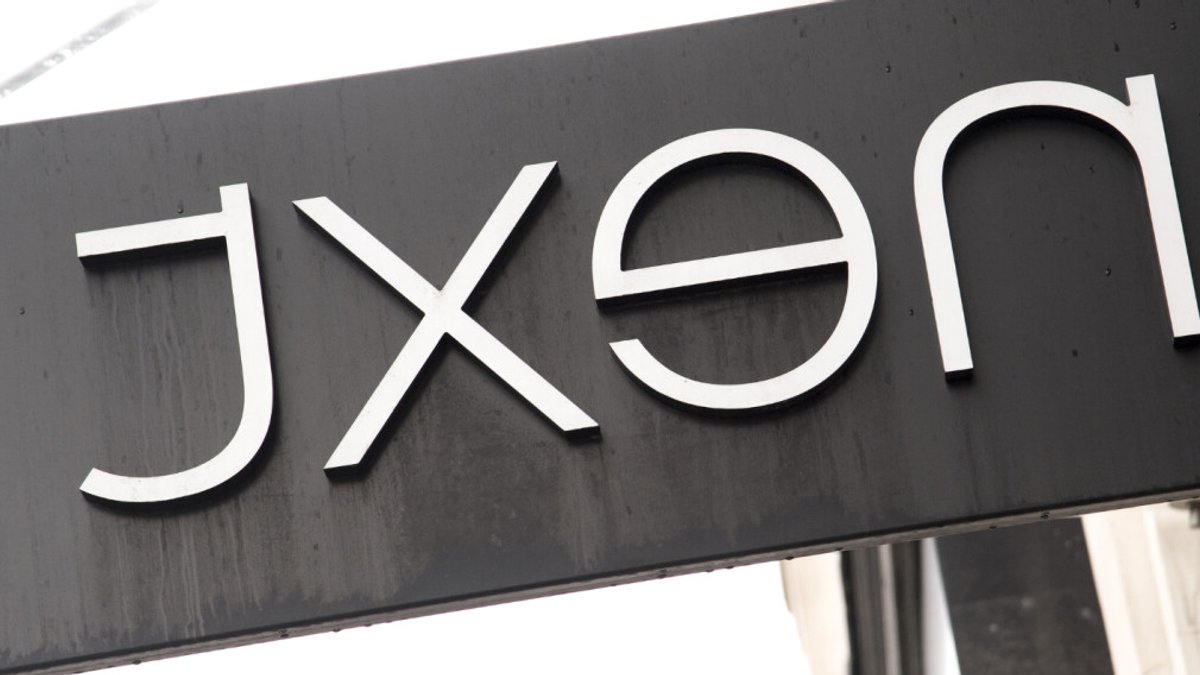 Next boosts forecast after strong summer sales - summer sales