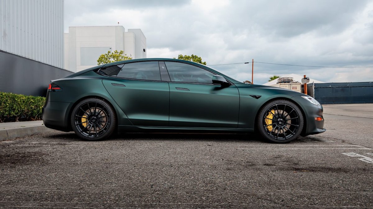 Unplugged Performance Reveals Custom Dark Sage Model S - tesla model s