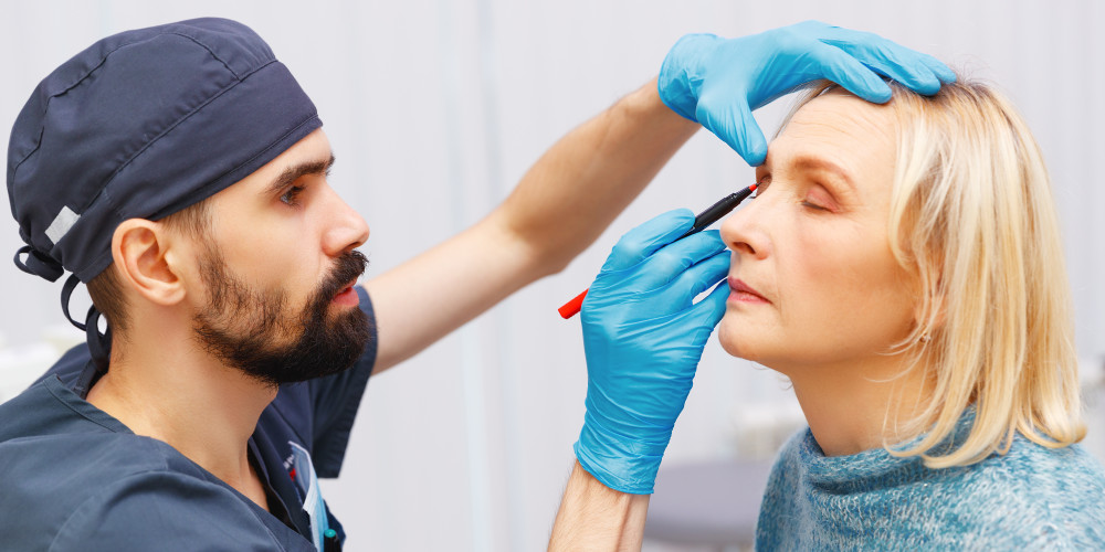 How To Choose the Right Plastic Surgeon - Prejuvenation Article Banner