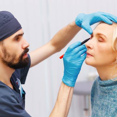 How To Choose the Right Plastic Surgeon