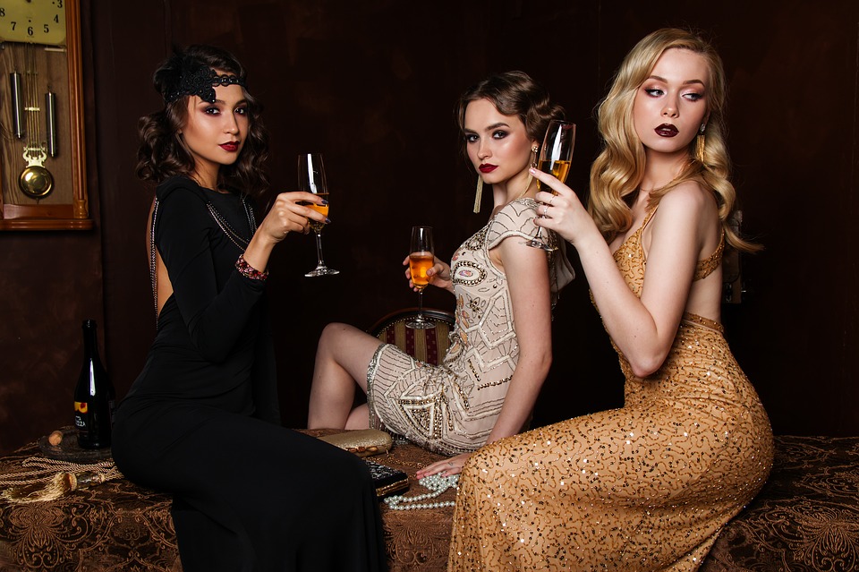 Maybe Botox Parties Aren't The Best Idea? - Prejuvenation Article Banner