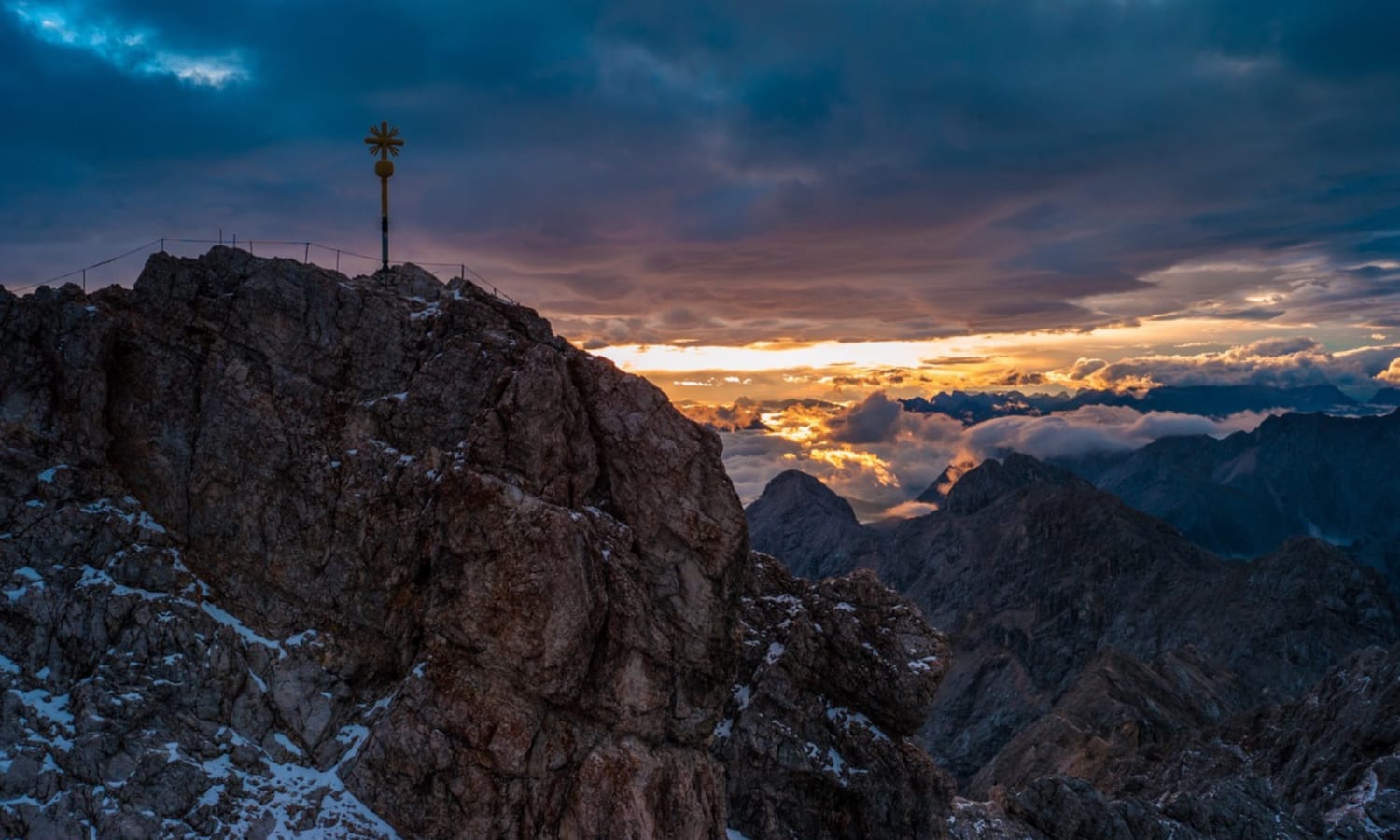 slider-1 image Gipfel der Zugspitze
