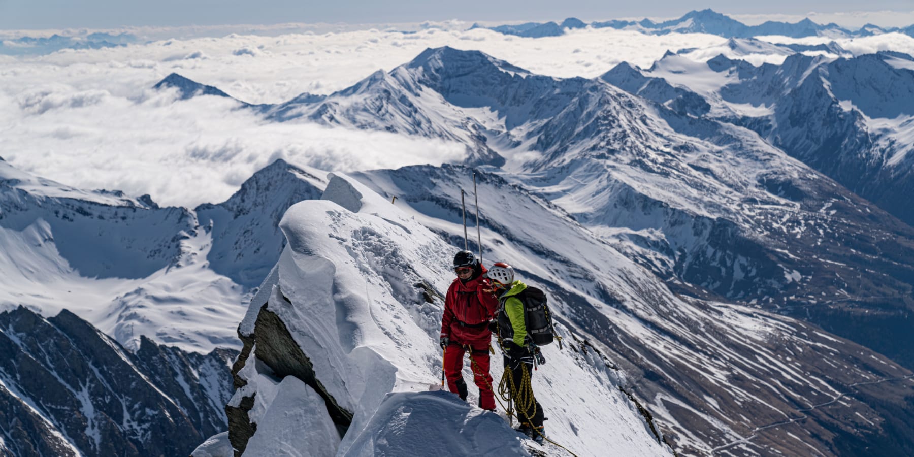 groglockner image Manu Mandl und Bergführerin Elisabeth Fürstaller auf dem Weg zum Großglockner.