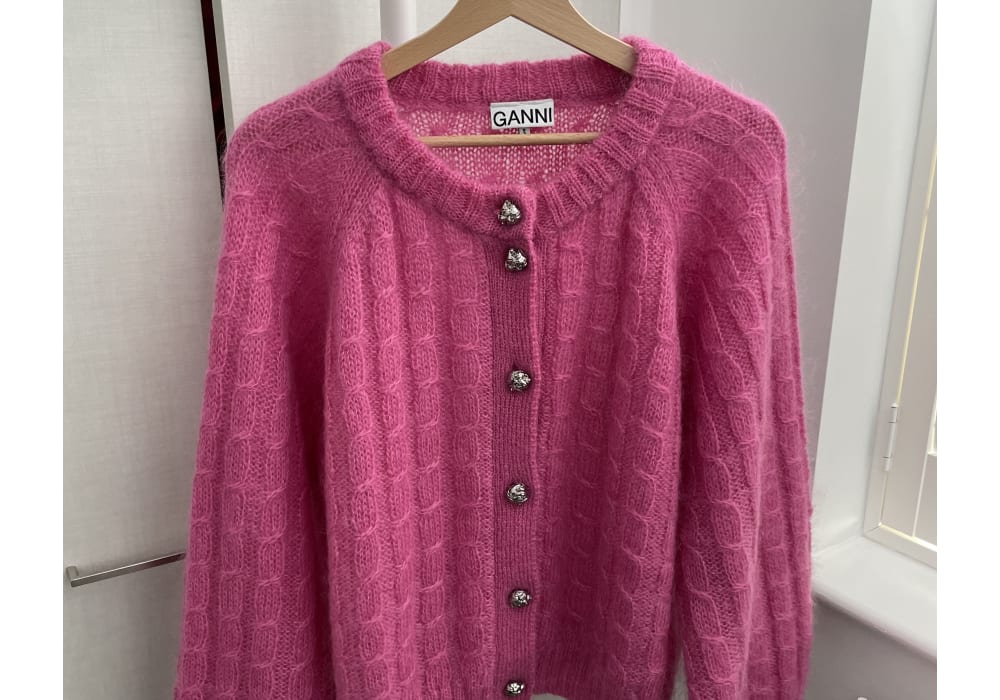 Cardigan Rosa Aconchegante GANNI - Quase Novo