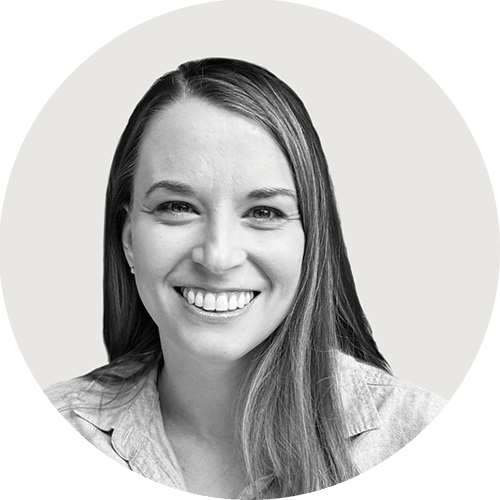 Nikki Bown Sr. Product Operations Manager, Zapier