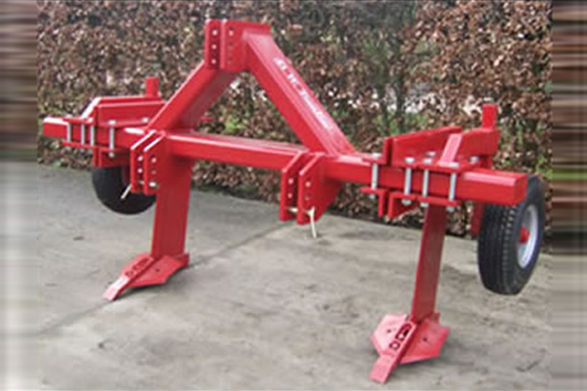 D.W. Tomlin Twin Leg Subsoilers