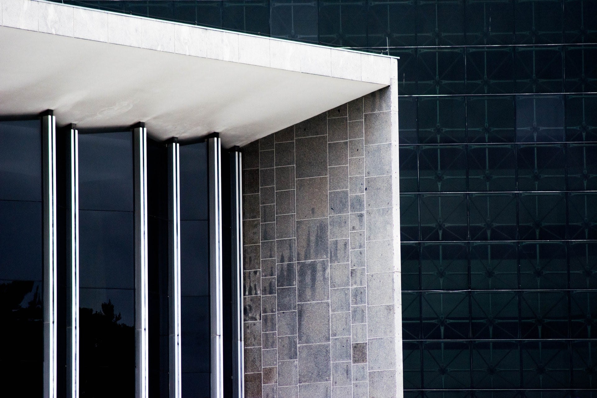 What Building Materials Can Kill Your Mobile Connection