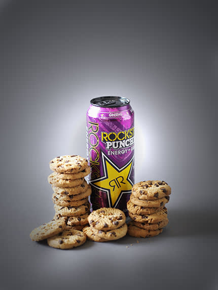 rockstar punched energy drink next to 20 maryland cookies