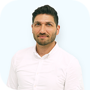 Dr Babak Ashrafi, Clinical Lead for Service Expansion