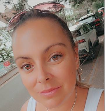 Kirsty 36 from Surrey