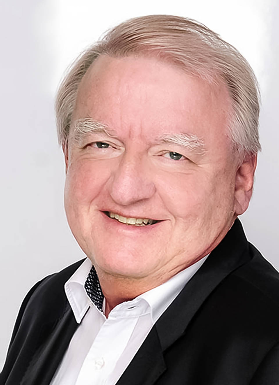 „Ich sehe mich in erster Linie als ‘Männerarzt’ – betrachte den Mann als Ganzes. Im Idealfall begleite ich meine Patienten ein Leben lang.“Qu…