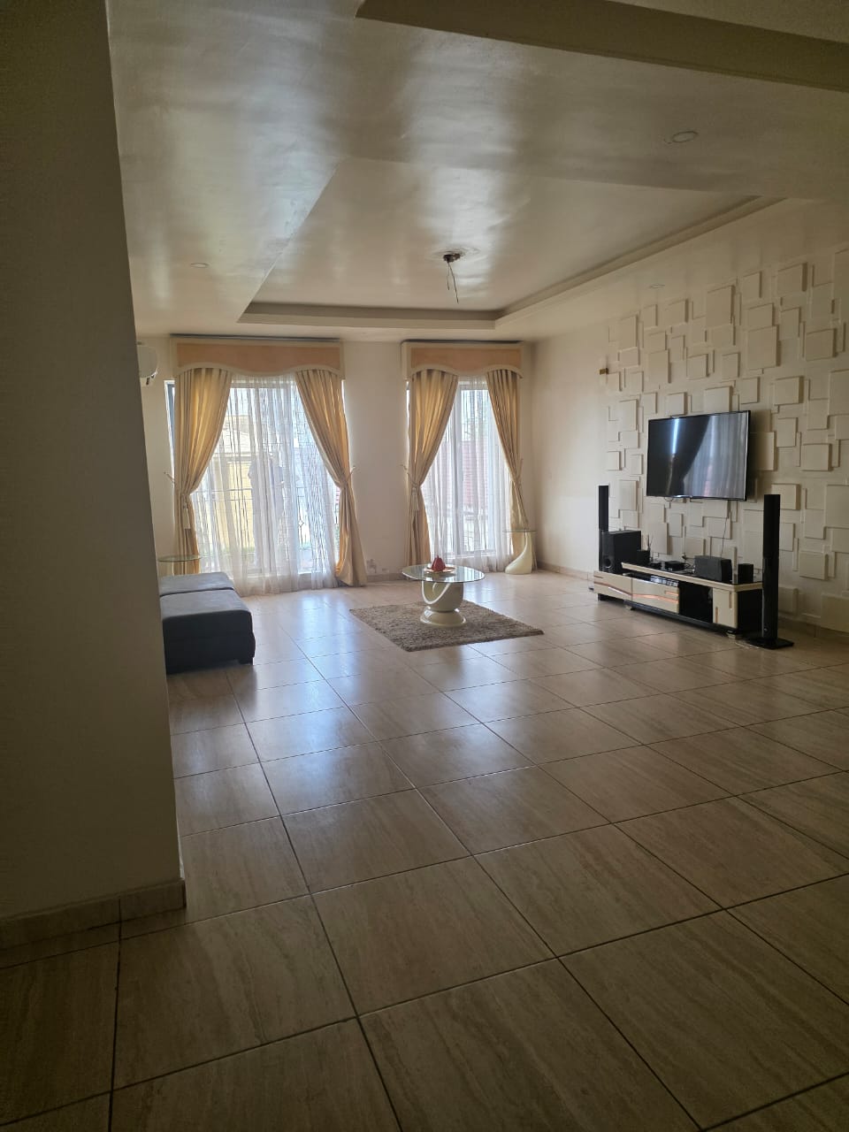 3 Bedroom Apartment – Lateef Jakande Oniru Estate