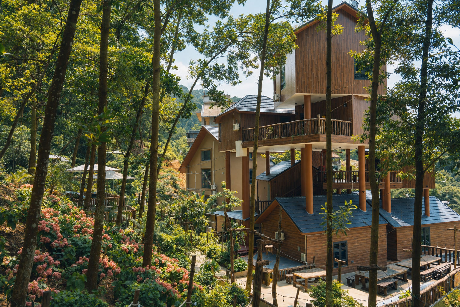 Toàn cảnh Happinest Villa giữa rừng thông Sóc Sơn