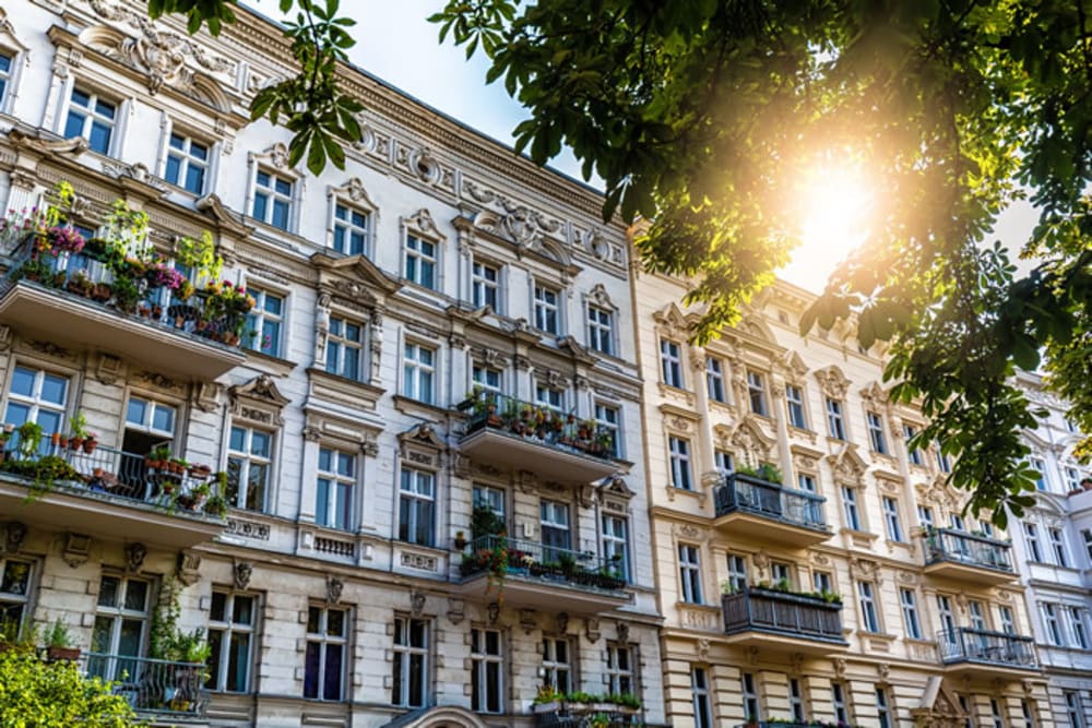 Wiener Altbau-Fassade