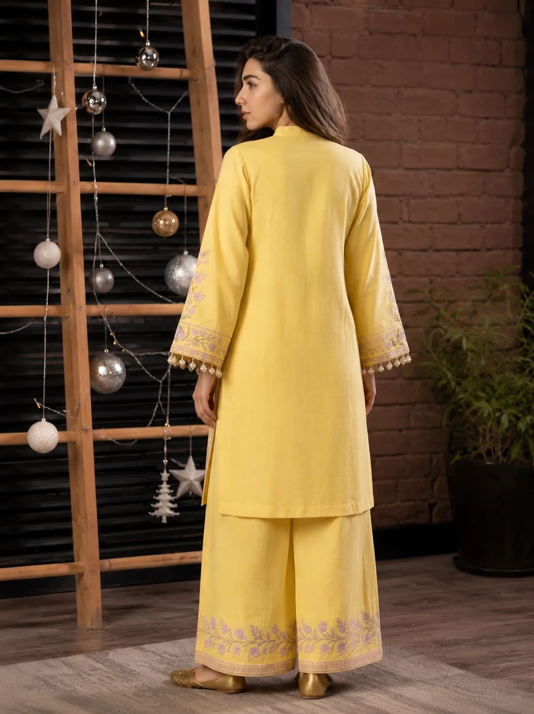 Zard (Hand Embroidered), 2pc lawn suit Hand Embroidered, view 2