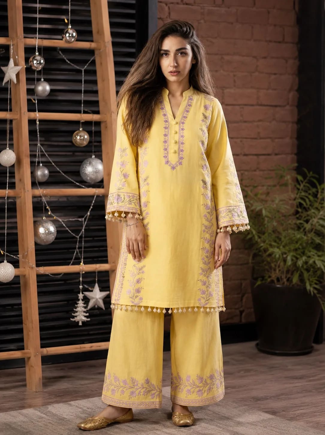 Zard (Hand Embroidered), 2pc lawn suit Hand Embroidered, view 4