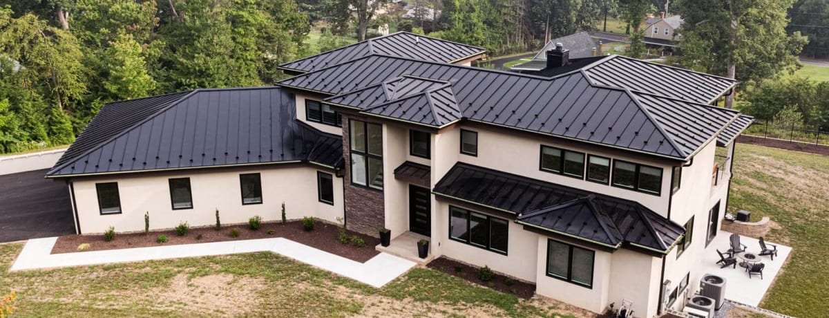 Standing Seam Metal Roofing in Frisco, TX — What Luxury Homeowners Need to Know