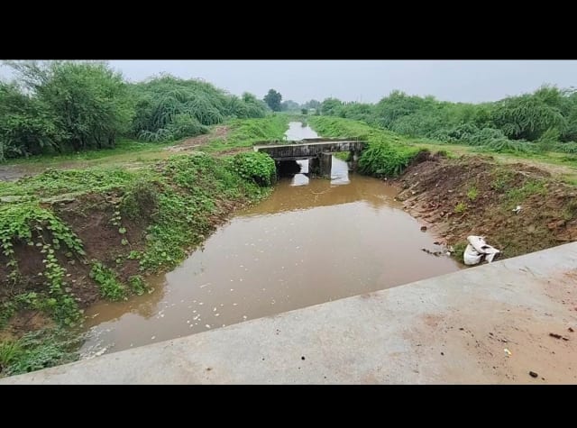 કલોલ સ્વામિનારાયણ ગુરૂકુળ આગળ પાણી ભરાવાની સમસ્યાનું ઔડા દ્વારા કાયમી નિરાકરણ
