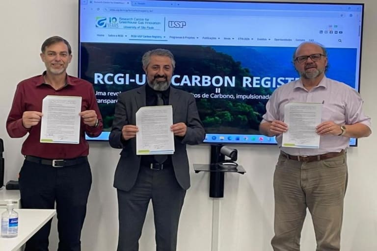 Registradora de carbono do RCGI-USP firma parceria com Greenline para reforçar verificação digital de projetos