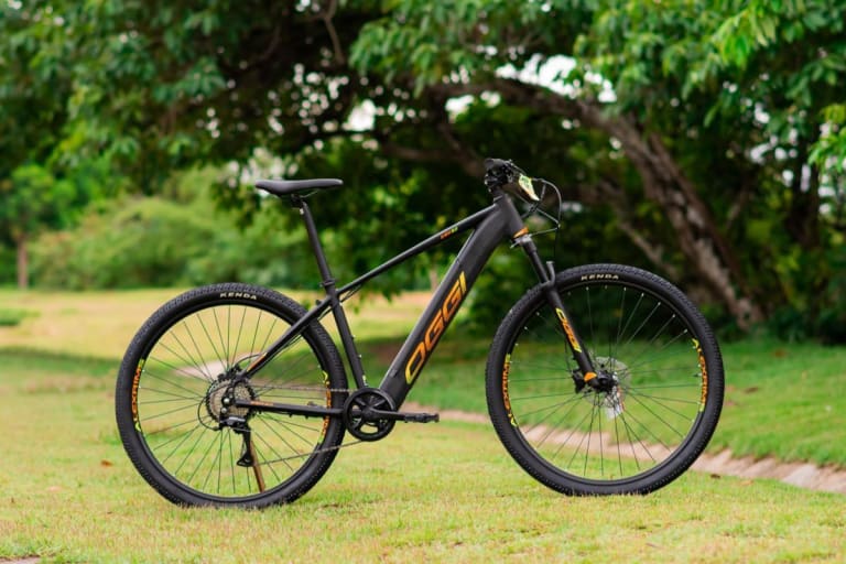 Dia Mundial Sem Carro: E-bikes avançam 77,3% no Brasil e ganham espaço nos deslocamentos urbanos