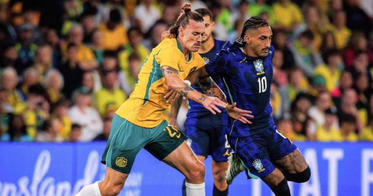 Ancelotti ajusta meio-campo, Brasil vira sobre Austrália e convence