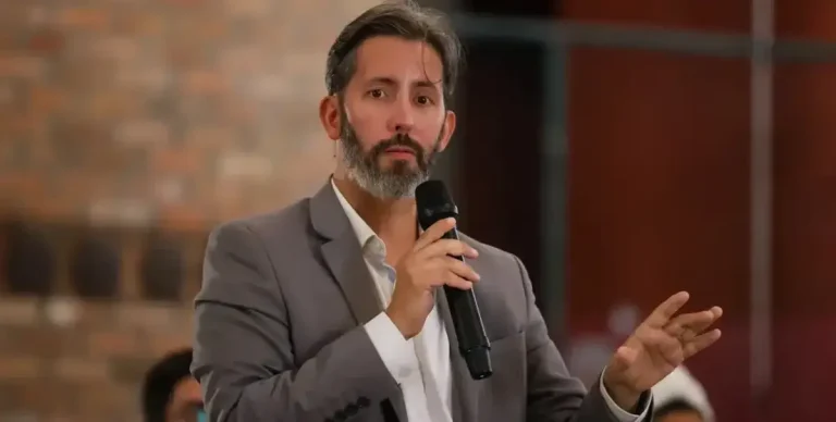 Leandro Grass defende renovação na gestão do Distrito Federal em encontro com apoiadores
