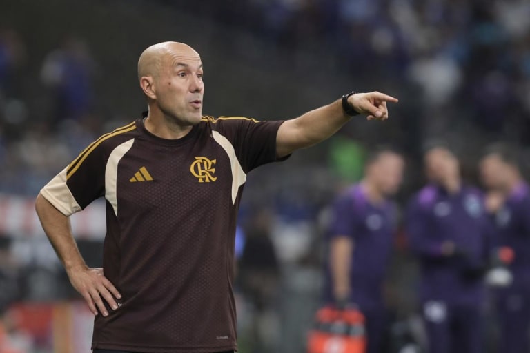 Flamengo inicia reta final do Brasileirão com foco na disputa direta contra o Palmeiras